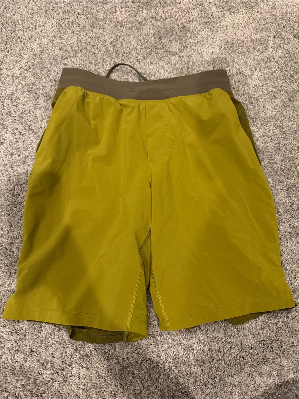 Lululemon T.H.E Short 9” Linerless
